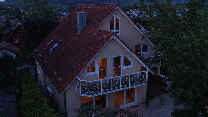 Hausansicht Süd Abendstimmung