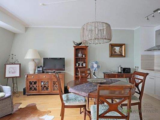 Blick ins Wohnzimmer