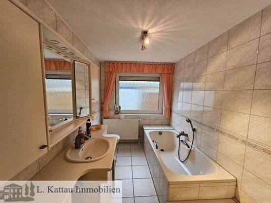 Tageslicht- Wannenbad