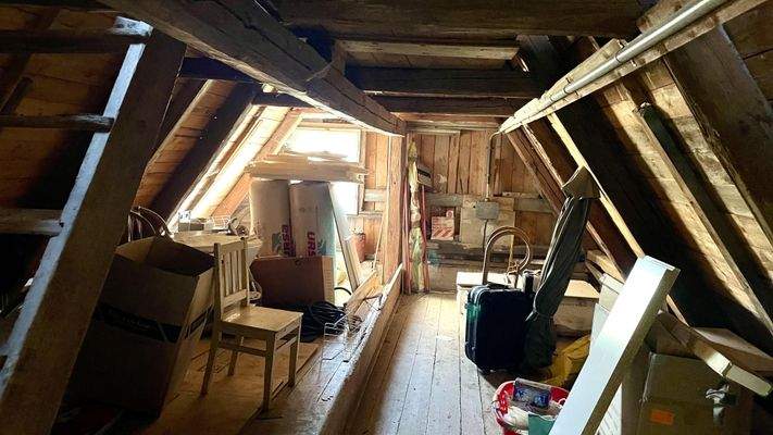 Dachboden Wohnhaus