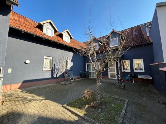 Hauseingang - Wohnung-Nr. 3