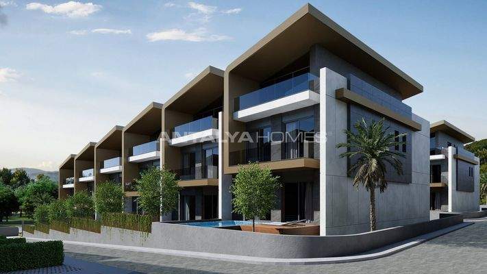 6-Bedroom Luxury Houses with Pools in Altıntaş Antalya