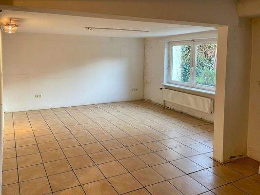 Küche/Esszmmer Souterrain 