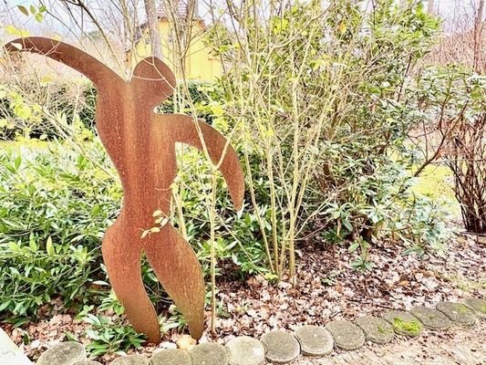 Skulptur im Garten