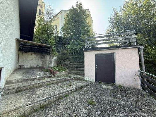 Hofraum mit Abstellraum