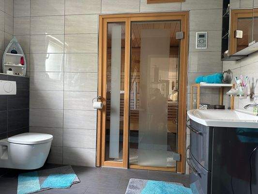 Duschbad - Ferienwohnung im OG