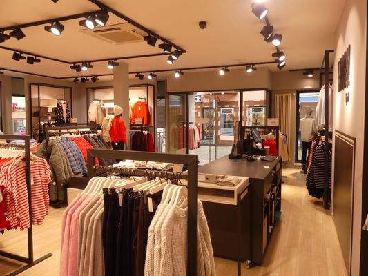 Freundlich, hell Lieblingsgeschäft