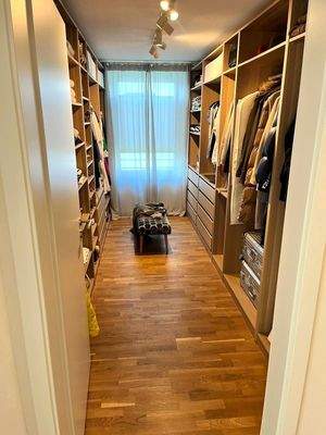 Zimmer 3 Ankleide a.jpg