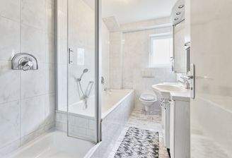 Badezimmer (Whg. 1)