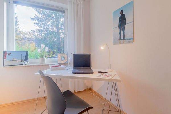 Büro / Kinderzimmer