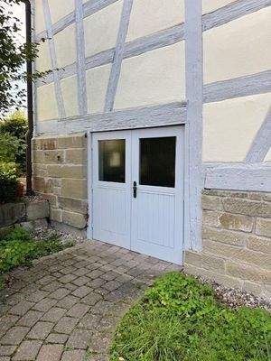 Der Seiteneingang (Fahrradkeller)