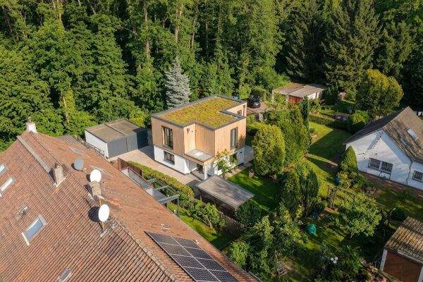 A_Drohnenaufnahme_Grundstue