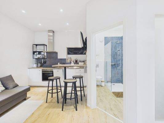 CAM01223G0-PR0192-STILL062