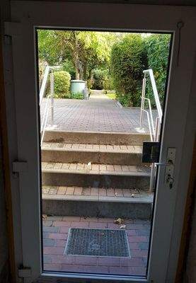 Hinterein- und -ausgang 