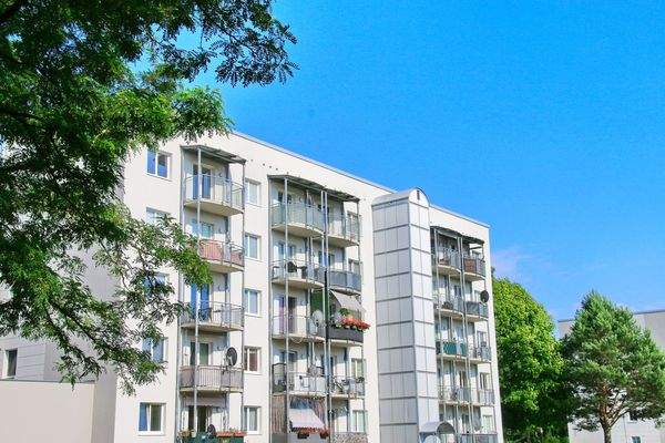 Aufzug an allen Häusern