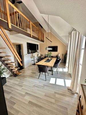 Treppe ins obere Stockwerk