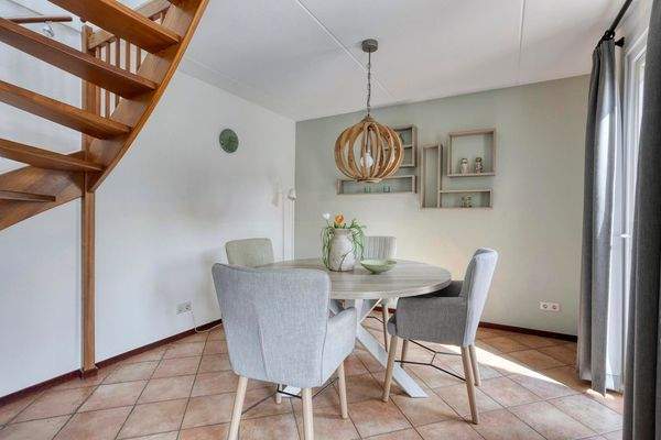 wohnzimmer-kaufen-noordwijkerhout-terrassenturen-t