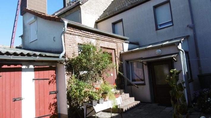 Waschküche und Abstellmöglichkeiten