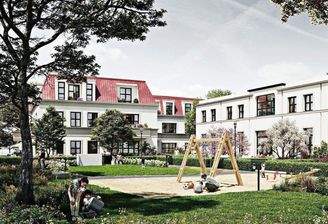 Palais Stahnsdorf Innenhof mit Kinderspielplatz un