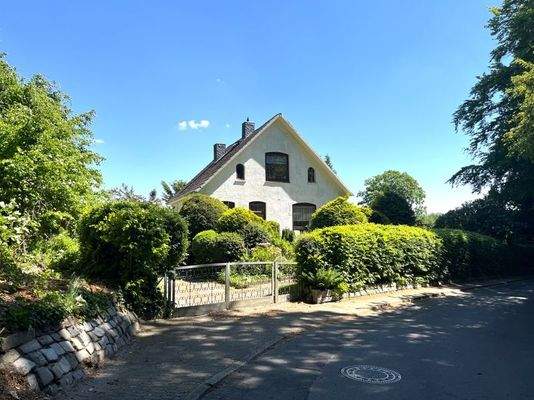 Blick aufs Haus von Westen