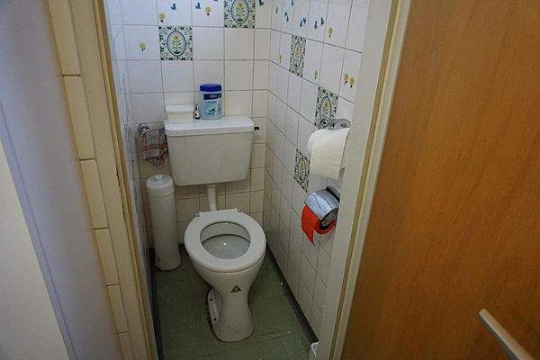 UG Toilette