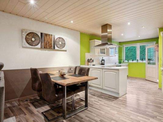 Essbereich und Küche