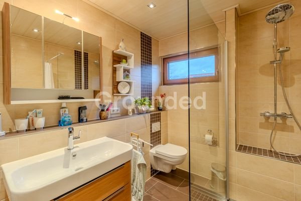 Badezimmer EG