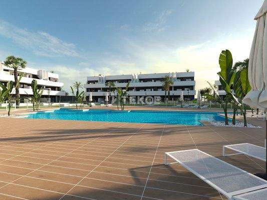 State-of-the-Art Flats with Communal Pool in Guardamar del Segura
