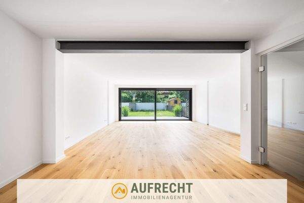 großzügiger Wohn-/Essbereich