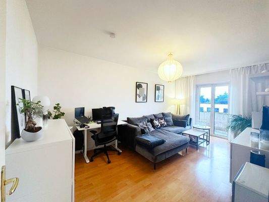 Wohnzimmer (zum Innenhof)