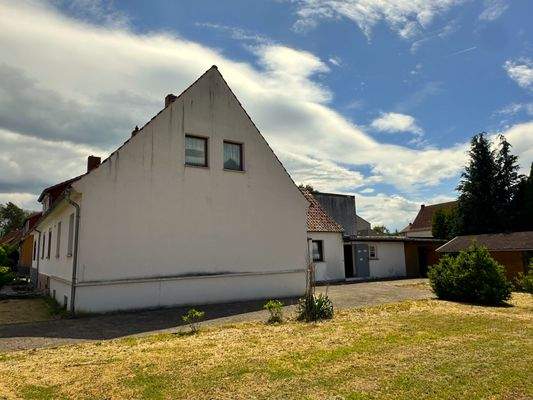 3 Seitenansicht mit Anbau.jpg