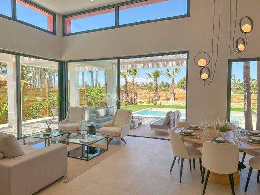 Stylish Mediterranean Style Detached Houses in Almeria