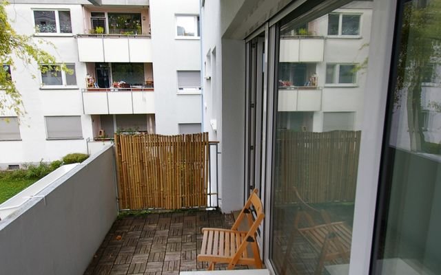 Frankfurt - Unterkunft Balkon.JPG