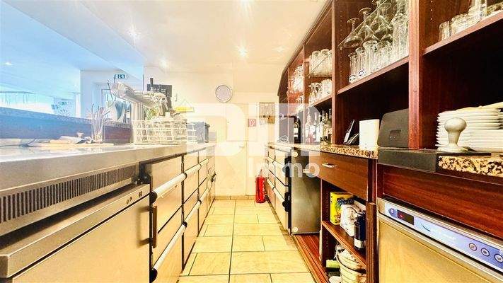 EG Bar / Tresen voll ausgestattet