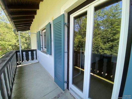 Balkonfläche vor der Wohnküche und Esszimmer