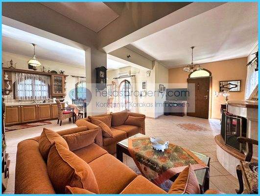 601b25d7cdbe46f2b6c5d87e86e4f9c1-original