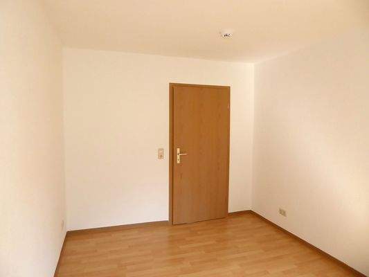 Schlafzimmer (2).JPG