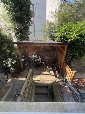 Fahrradschuppen