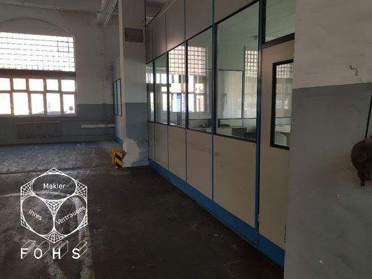 Halle 4.000,5 m²teilbar innen 4 