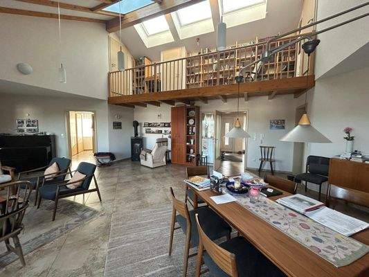 Wohnzimmer & Esszimmer