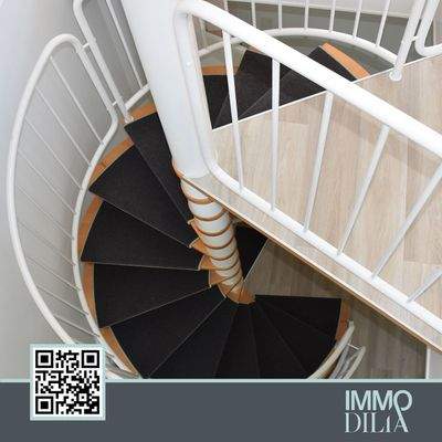 IMMODILIA_Aachenerstr_Treppe