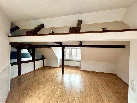 Wohnzimmer Wohneinheit DG