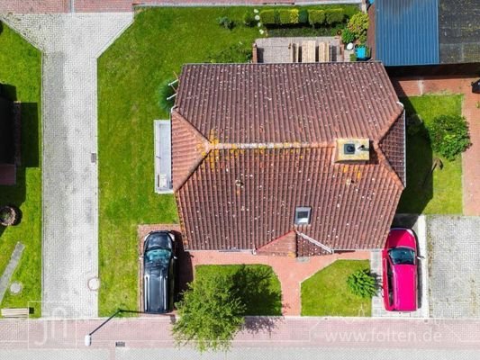 eigener Stellplatz direkt am Haus