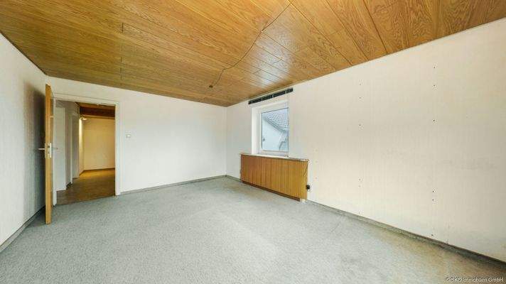 EG I Geräumiges Wohnzimmer