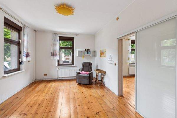 Hochparterre: Zimmer II