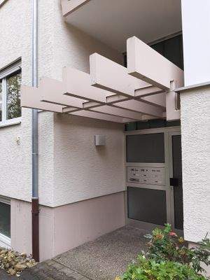 Außenansicht Haus, Eingang (3)