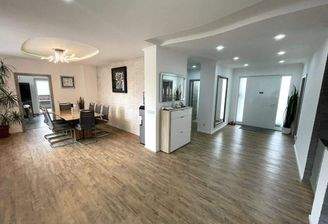 Essbereich + Flur_EG