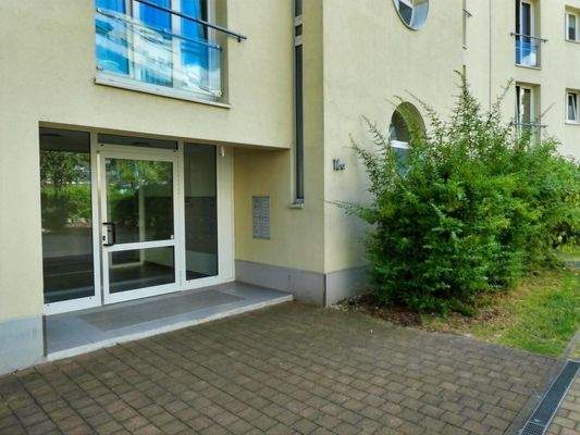 Hauseingang 16a 