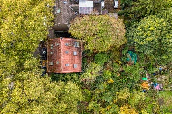 Bleibtreustra_e20Duisburg25