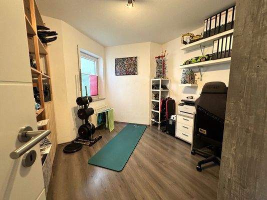 Büro / Kinderzimmer